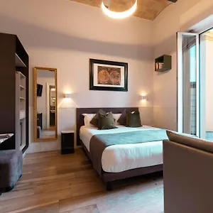 2* Hotel De' Clementi