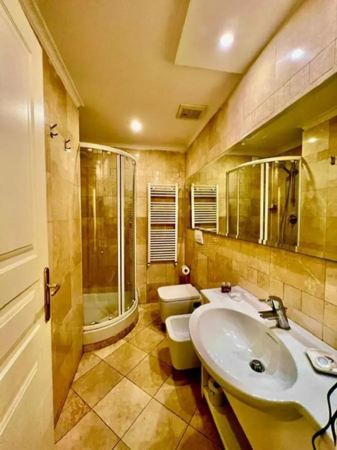 Quirinale Luxury Suite Roma Italy
